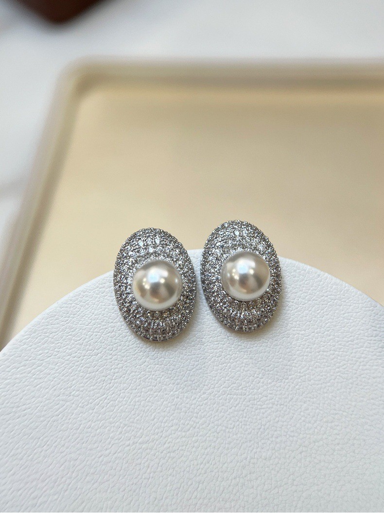 Female Luxury High-End Silver Needle Pearl Full Diamond Oval Earrings