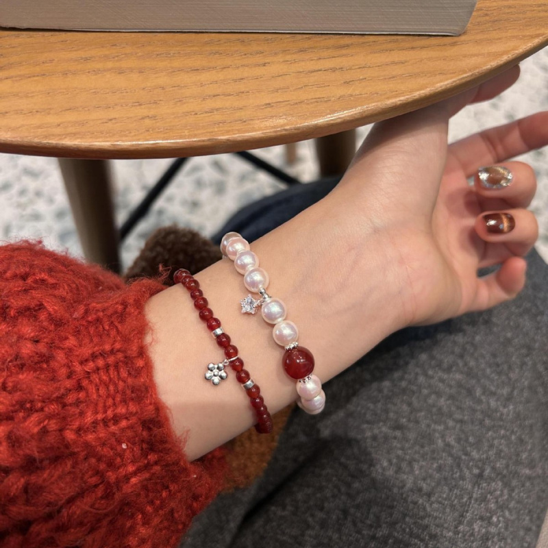 Pearl Splicing Red Agate Sparkling Zirconia Star Bracelet, Women's Premium Mini Bracelet