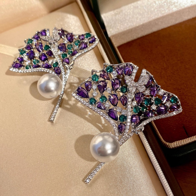 Exquisite Luxury Pearl Purple Zirconium Ginkgo Leaf Brooch Women's Autumn and Winter Sweater Brooch