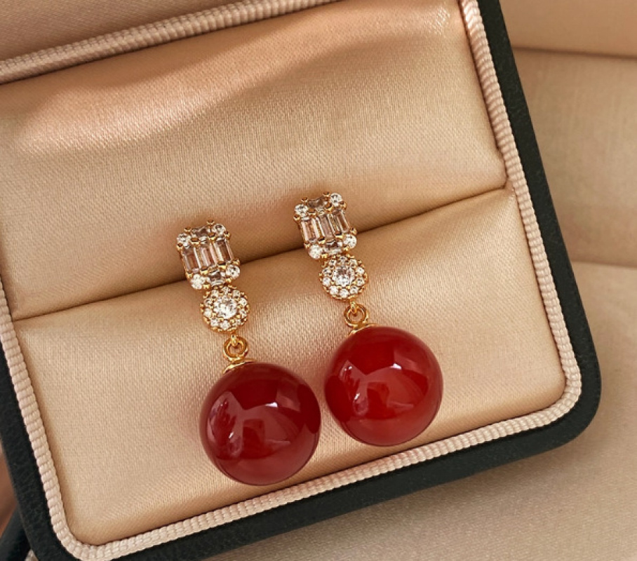 Silver Needle Red Ma Medium Long Flash Diamond Light Luxury Women's New Year Earrings