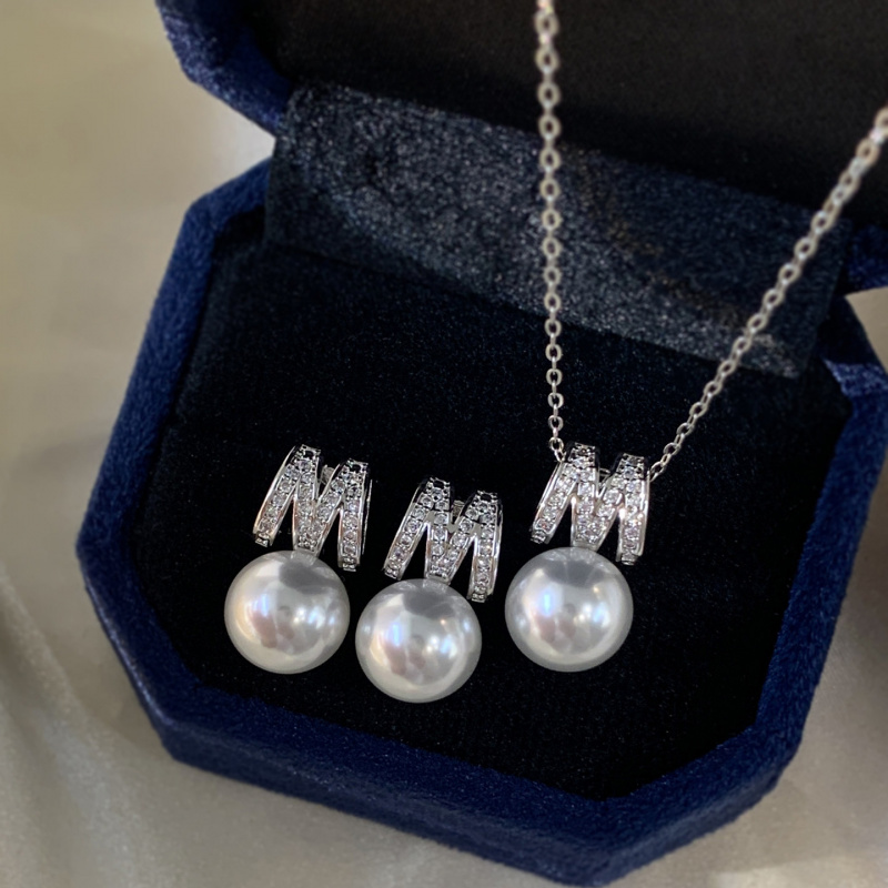 New Pearl Full Diamond Earrings for Women