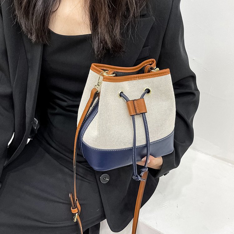 Women's New Canvas Contrasting Hand-Held Bucket Bag, Street Trendy Texture Single Shoulder Crossbody Bag